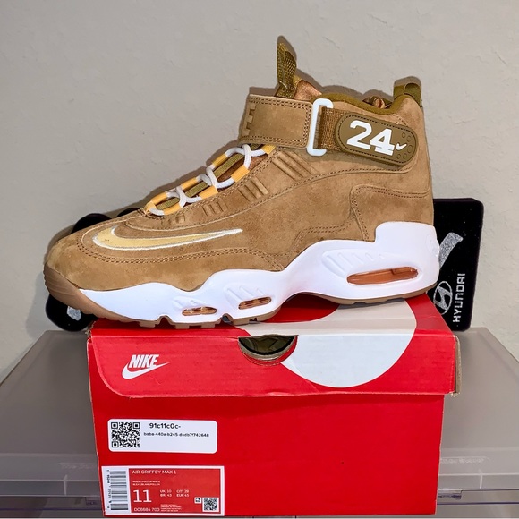 Brand New Nike Air Griffey Max 1 “Wheat” (2022) - Picture 3 of 3